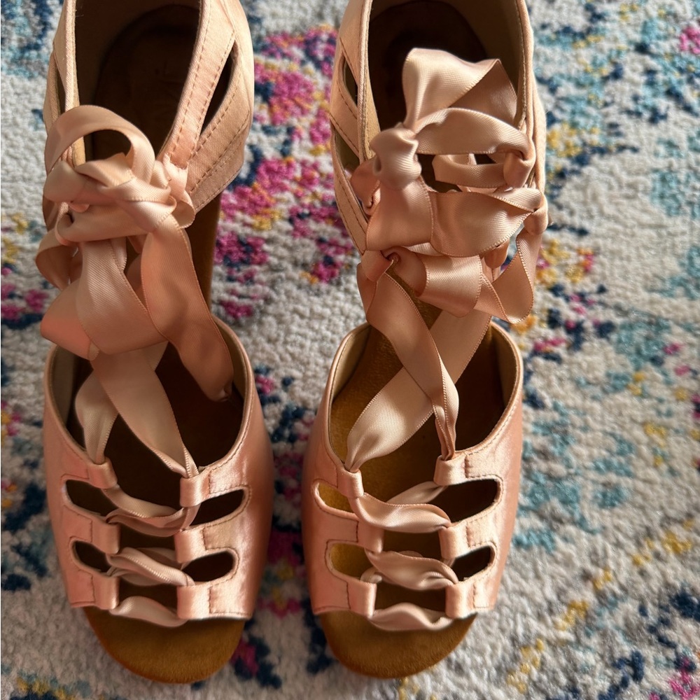 Elegant Pink Satin Women's Shoes